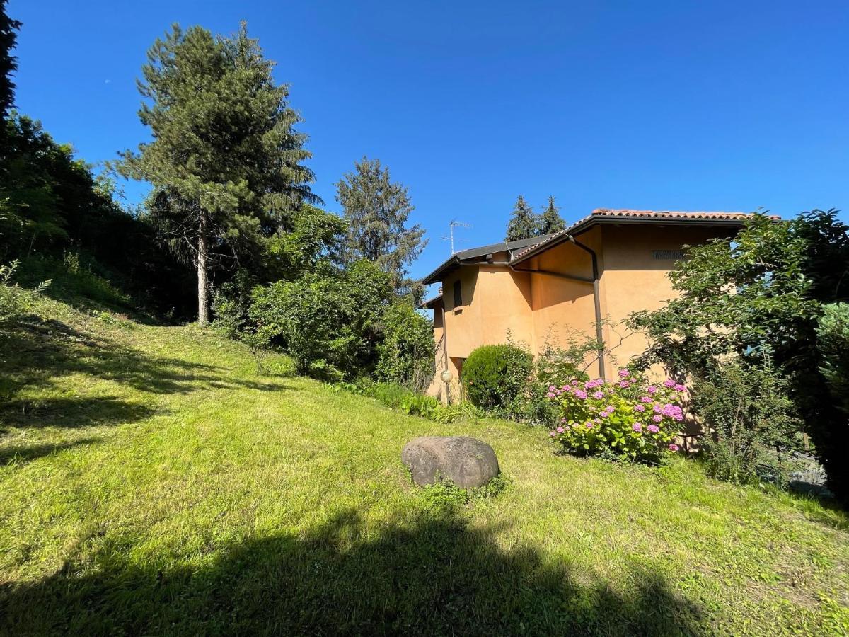 Appartamento Lake View Di Villa Giuliana スルツァーノ エクステリア 写真